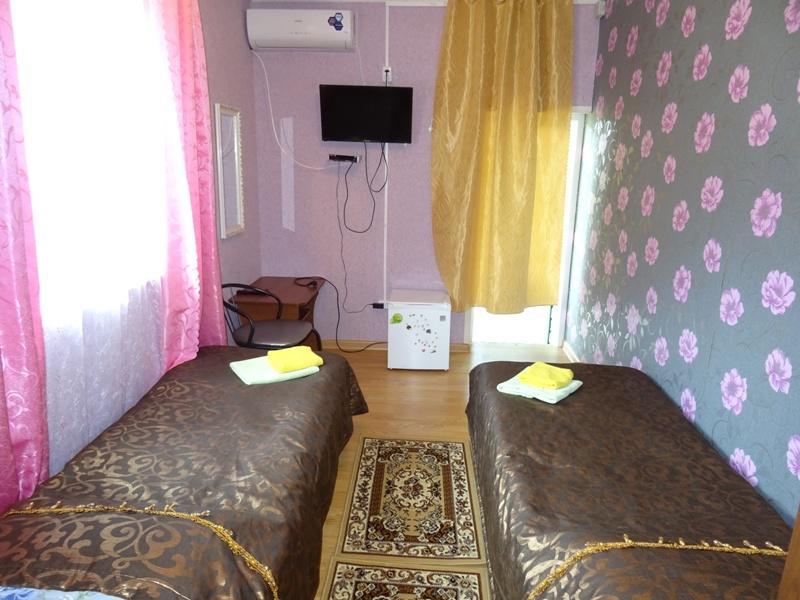 Золотая Бухта База Отдыха Pitsunda Exterior foto